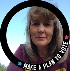 Meet your Posher, Roxanne